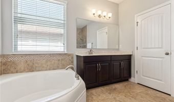 3684 CHANDLER ESTATES Dr, Apopka, FL 32712