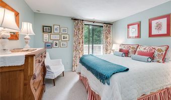 140 Connection St, Newport, RI 02840