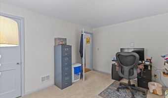 32 Birch Ct, Burlington, VT 05408