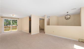 94 Ridgewood Rd, Middletown, RI 02842