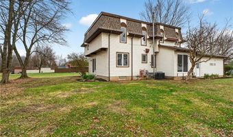 578 N Main St, Amherst, OH 44001