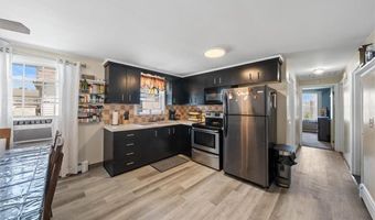 26 City View Pkwy, Johnston, RI 02919