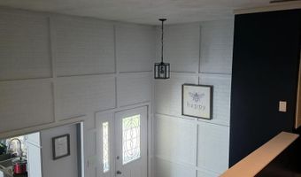 102 E West St, Anchor, IL 61720