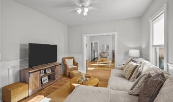 48 Constitution St 2, Bristol, RI 02809