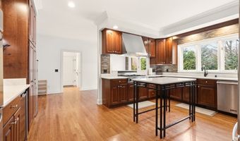 309 High Blf, Aurora, OH 44202