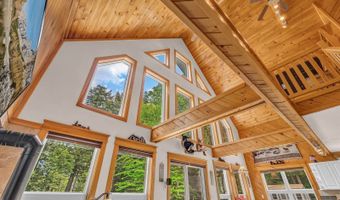 30 Beaver Bog Ln, Abbot, ME 04406