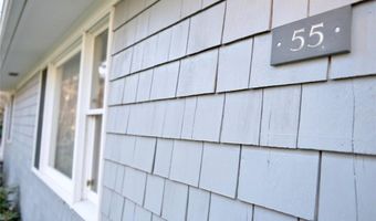 55 Vinton Ave 1, Cranston, RI 02920