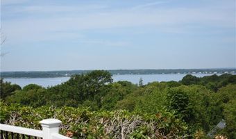 32 J H Dwyer Dr, Middletown, RI 02842