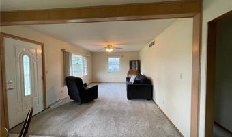 1805 10th Pl NE, Austin, MN 55912