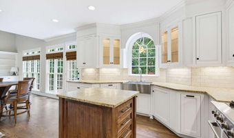 5185 Catalpa Knl, Acworth, GA 30101