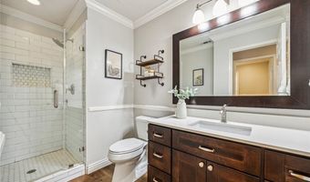 8850 E Cloudview Way, Anaheim, CA 92808