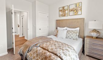 1305 EIDSON St, Athens, AL 35611