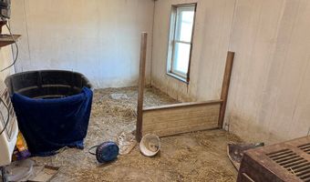 1320 Lake Dr, Ashland, OH 44805