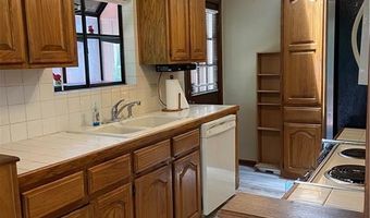 8 Pratt Ln, Bella Vista, AR 72715