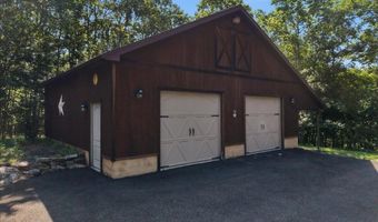 14 E Point Rd, Albrightsville, PA 18210