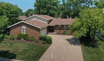 1608 E Crabtree Dr, Arlington Heights, IL 60004