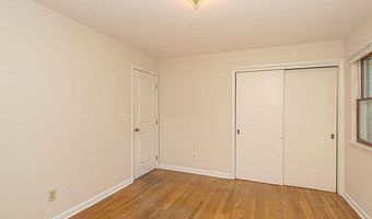 1516 Arborview Blvd, Ann Arbor, MI 48103