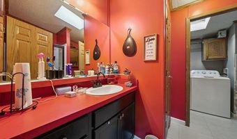 35420 Grant St, Romulus, MI 48174