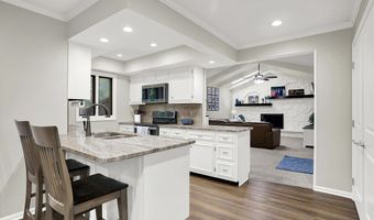 830 Yosemite Dr, Indianapolis, IN 46217