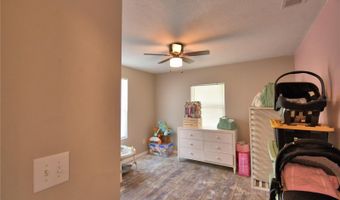 208 FLORIDA Dr, Auburndale, FL 33823