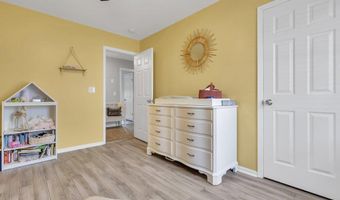 1400 Mizzen Ave, Beachwood, NJ 08722
