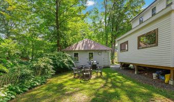 58-60 Frost Pl, Brattleboro, VT 05301