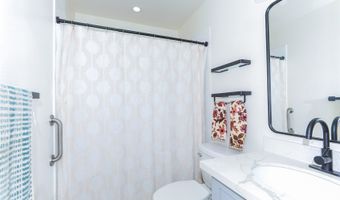 1614 Paukiki St, Kailua, HI 96734