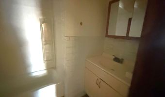 910-912 BROADWAY 3, Bayonne, NJ 07002