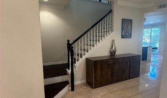 8200 E Brookdale Ln, Anaheim, CA 92807