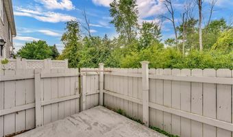 571 Burroughs Dr, Amherst, NY 14226