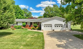 2943 Lee Marie Dr, Adrian, MI 49221