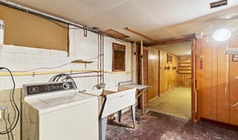 3614 CREST Dr, Annandale, VA 22003