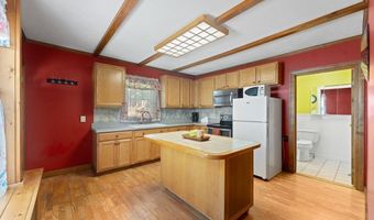 5 Eden Ct, Attleboro, MA 02703
