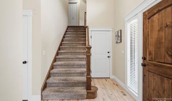 8341 W Pomona Ct, Boise, ID 83704