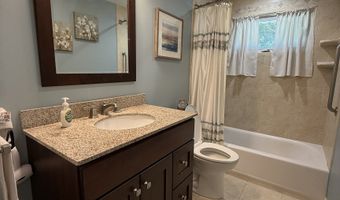 125 Curve Hill Rd, Cheshire, CT 06410