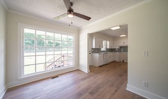 35 DOGWOOD St, West Point, GA 31833