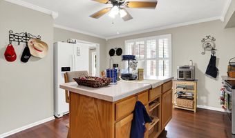 639 W Banta Rd, Indianapolis, IN 46217