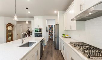 18392 SE MORSE St, Milwaukie, OR 97267
