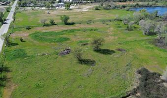 19300 Latona Rd, Anderson, CA 96007