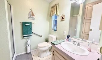 3520 NW 67th Ter, Bell, FL 32619