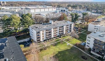 10320 WESTLAKE Dr E409, Bethesda, MD 20817