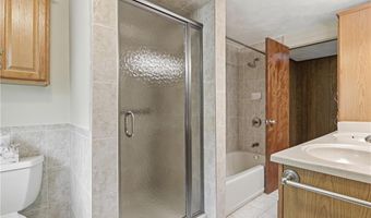 6 Bruce Dr, North Smithfield, RI 02896