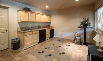 1949 NW Monterey Pines Dr UNIT 4, Bend, OR 97703