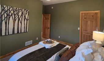 8808 71st St NW, Annandale, MN 55302