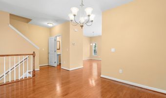 892 Queen City Cres, Apex, NC 27523