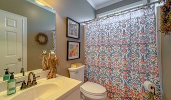 1020 Meadow Ridge Dr, Bainbridge, GA 39819
