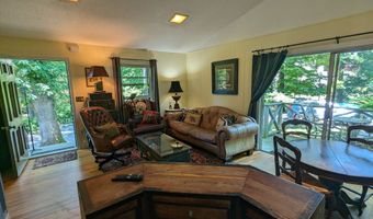 3 Wild Rose Ln Cottage, Darien, CT 06820
