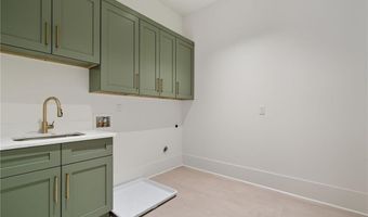 241 Traditions Dr, Alpharetta, GA 30004