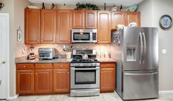 36 Newport St, Barnegat, NJ 08005