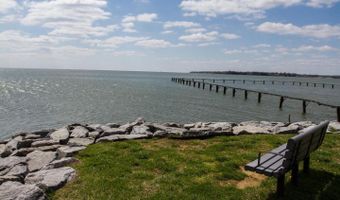 527 Lee Cir, Annapolis, MD 21403